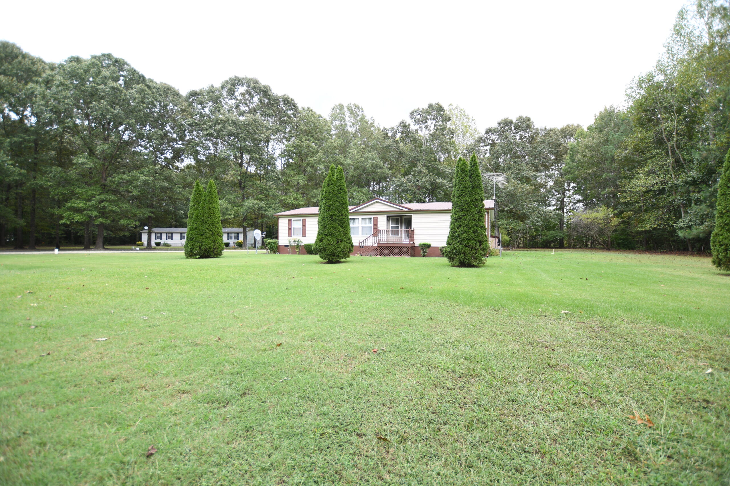 ESSEX COUNTY- Great Investor Potential or Multifamily Opportunity.2 Homes on Adjacent Lots being Sold Together. $490,000.